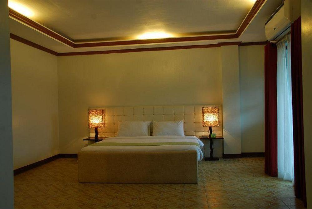 Ecoland Suites & Inn Davao City 외부 사진