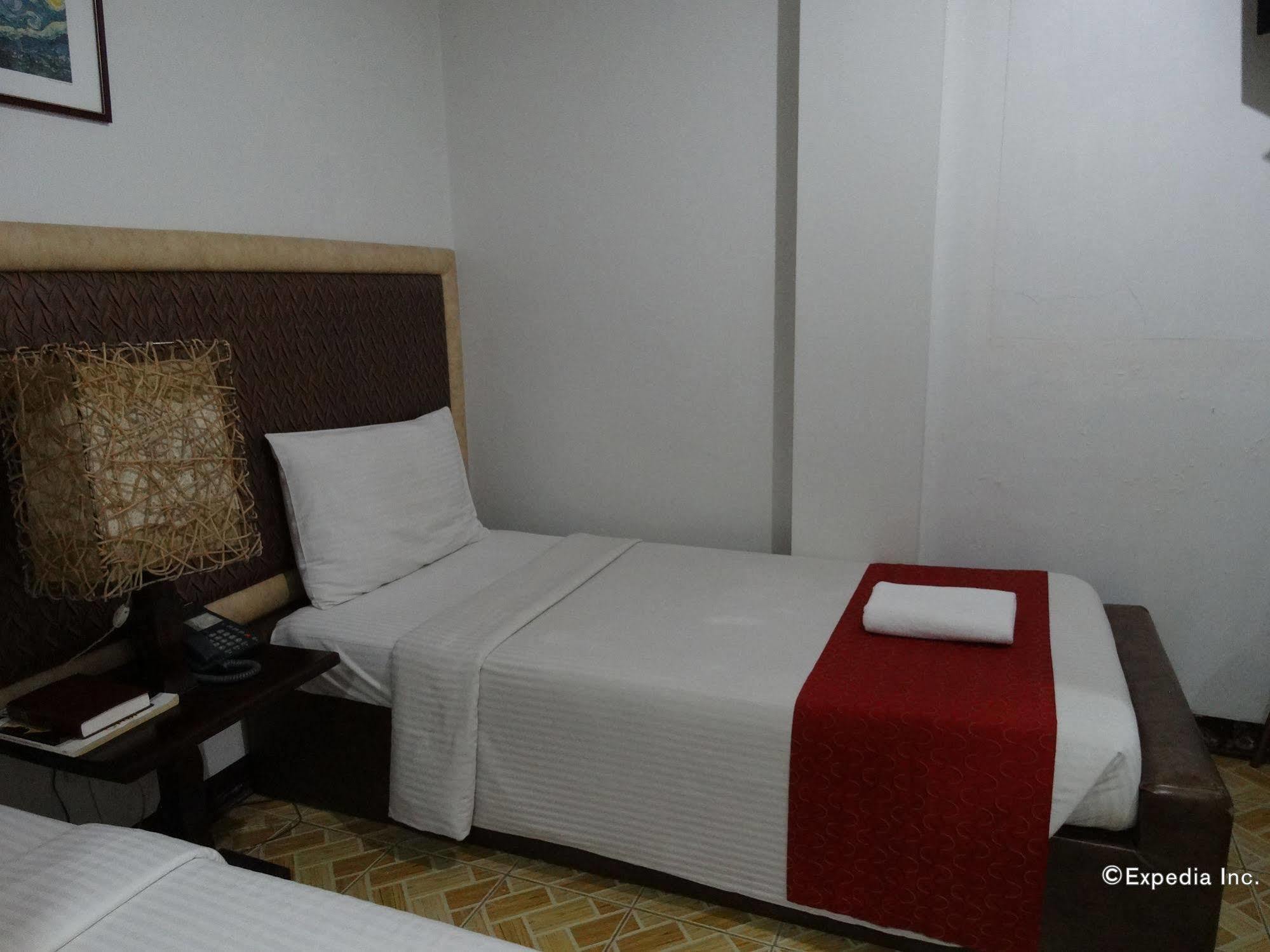 Ecoland Suites & Inn Davao City 외부 사진