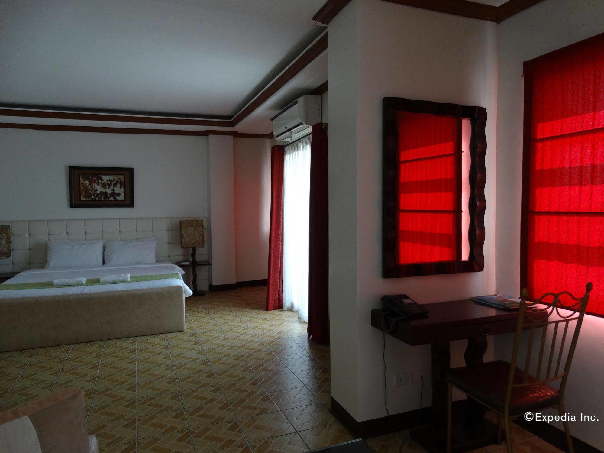 Ecoland Suites & Inn Davao City 외부 사진